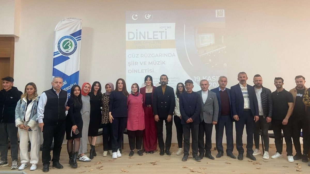 ADYÜ Şiir Topluluğu Besni MYO’da Şiir Ve Müzik Dinletisi Düzenledi  - Videolu Haber