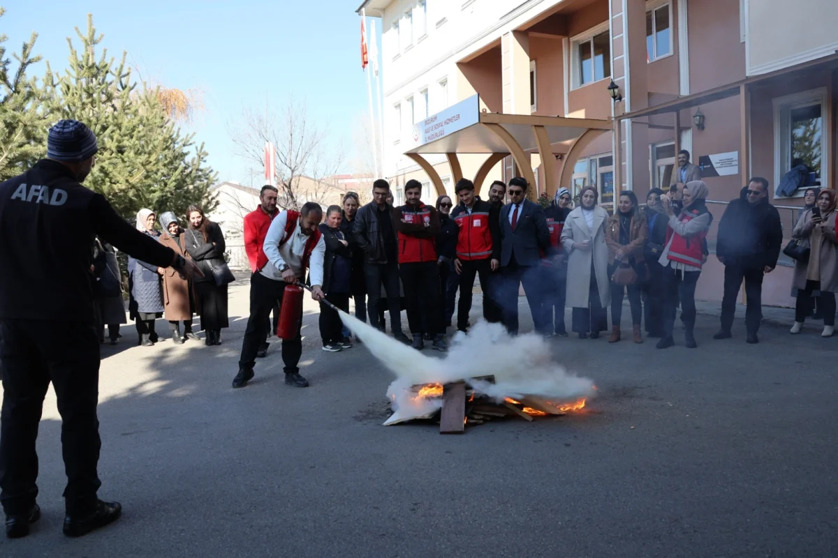 Erzurum’da Aile ve Sosyal Hizmetler’den Afet Hazırlık Eğitimi