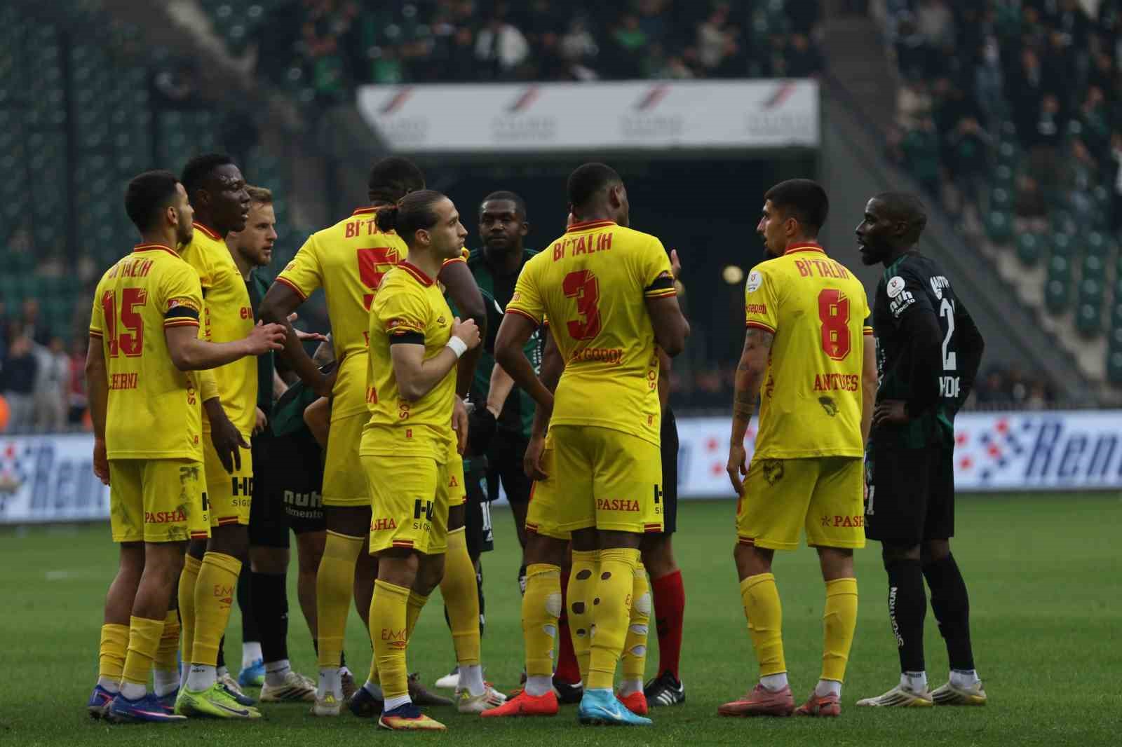 Göztepe deplasmanda geçen sezonu geçti