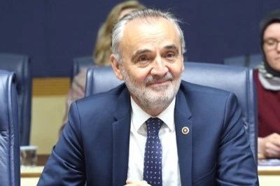 İYİ Partili Akalın: Gençlere Bütçe Yerine Borç Veriliyor