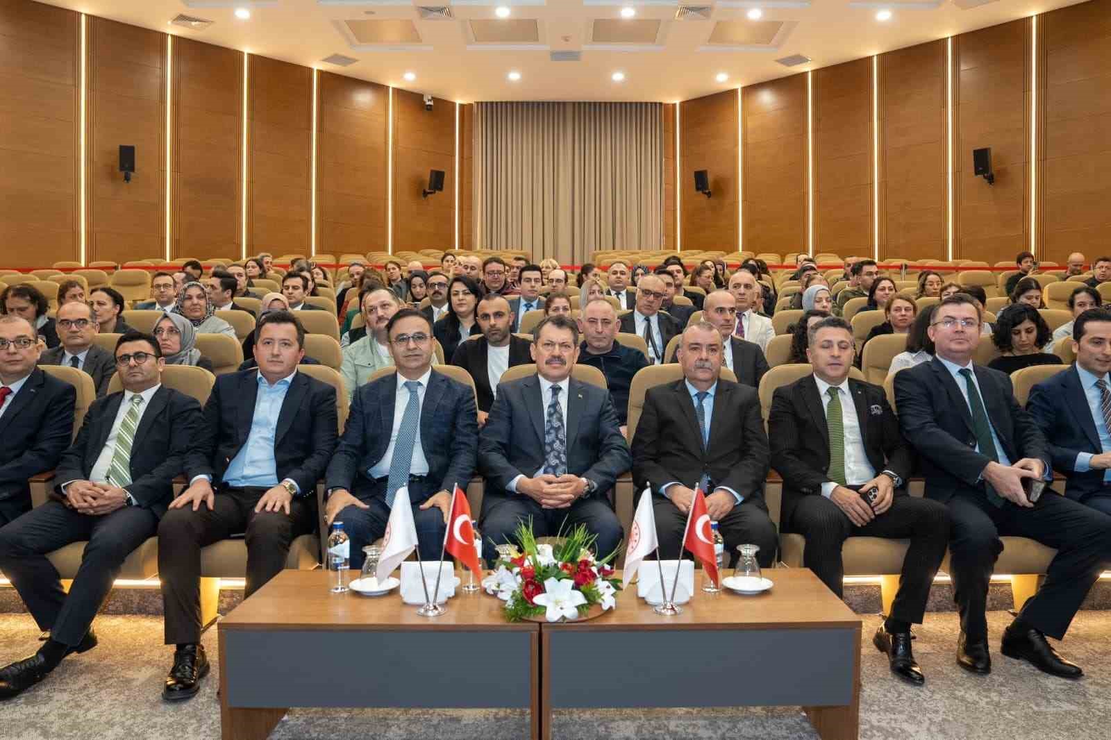 İzmir Adliyesi’nde ‘Bağımsızlık Mücadelesi’ semineri gerçekleştirildi