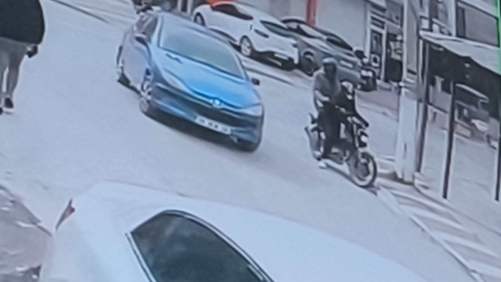 İzmir’de kuyumcuyu pompalı tüfekle soyan 3 şüpheli tutuklandı