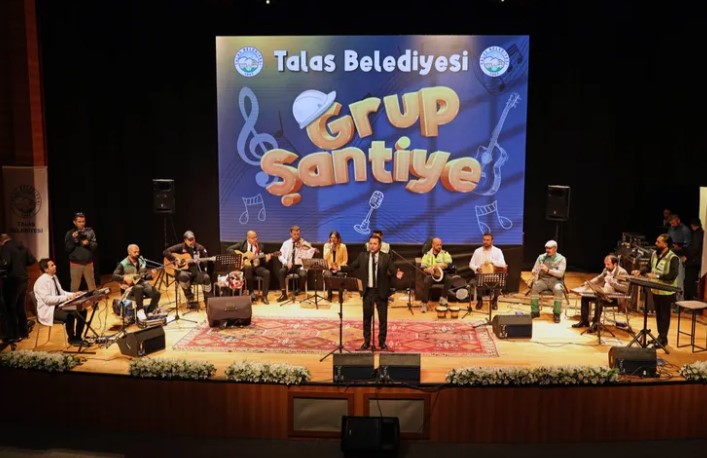 Kayseri Talas’ta Yaz Akşamları Renkleniyor